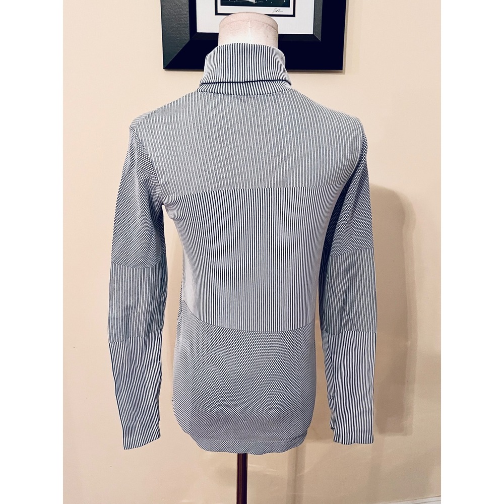 Athleta Flurry Base Layer Turtleneck Striped Seamless Long Sleeve Top‎ Small - Picture 7 of 7